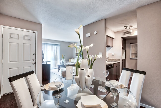 Nichols Square Apartments in Bay City, TX - Building Photo - Building Photo