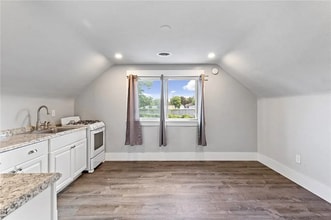 102 Colby St in Rochester, NY - Building Photo - Building Photo