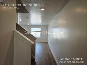 866 E Sand Dollar Wy in Saratoga Springs, UT - Foto de edificio - Building Photo