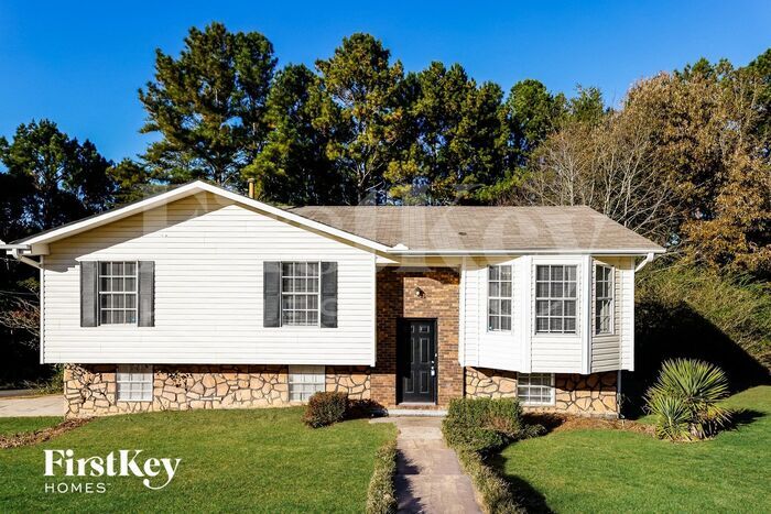 634 14th Ave NW in Center Point, AL - Building Photo