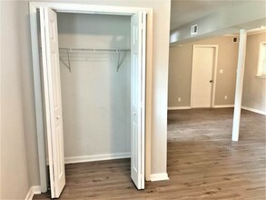 1588 Hampshire Pl in Decatur, GA - Building Photo - Building Photo