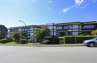 Summerhill in White Rock, BC - Building Photo - Building Photo