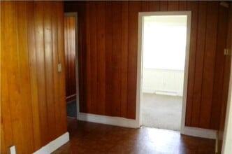 300 N 3rd Ave in Mayodan, NC - Building Photo - Building Photo