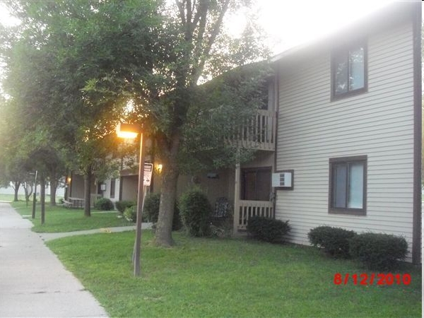 Westbury Apartments in Wayland, MI - Foto de edificio - Building Photo
