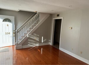 330 Eaton Ave in Hamilton Township, NJ - Building Photo - Building Photo