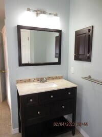 345 Riverchase Blvd photo'