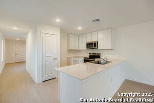 1026 Graham Bnd in San Antonio, TX - Building Photo - Building Photo