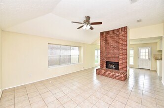 3522 Pecan Point Dr in Sugar Land, TX - Building Photo - Building Photo