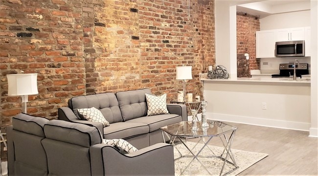 1000 King in Charleston, SC - Building Photo - Building Photo
