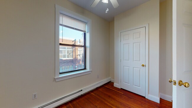 7 Linden St, Unit 2