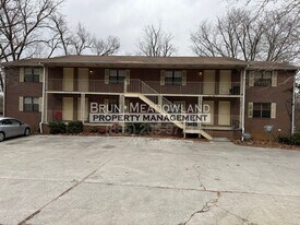 4409 Bruhin Rd in Knoxville, TN - Building Photo