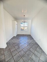 559 N Oak St in Ukiah, CA - Building Photo - Building Photo