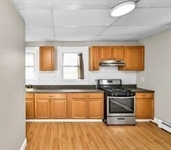 21 Page St in New Bedford, MA - Building Photo - Building Photo
