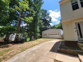 2305 Hoot Owl Ct in Raleigh, NC - Building Photo - Building Photo