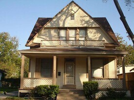 315 W 21st St in Houston, TX - Building Photo