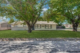 3641 Larry St in Haltom City, TX - Building Photo