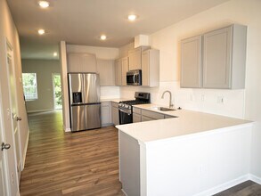 1850 Autumn Mist Dr in Winston-Salem, NC - Building Photo - Building Photo