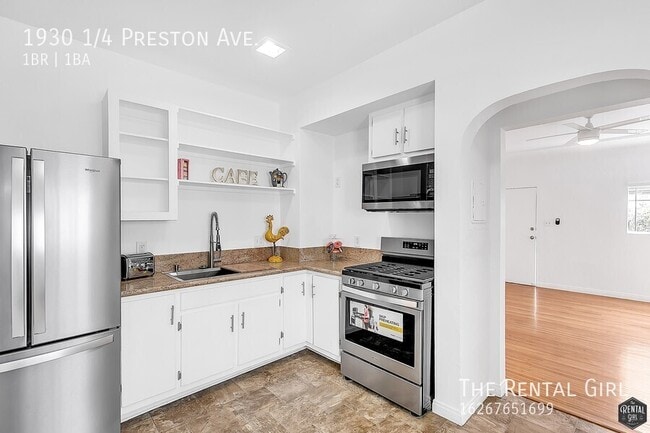 property at 1930 1/4 Preston Ave
