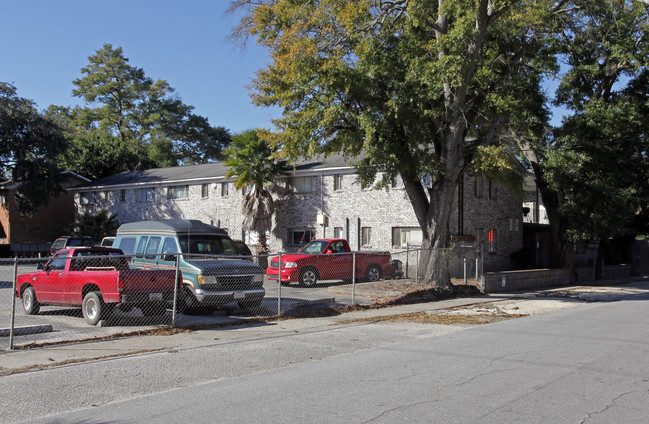 North Corner Pointe Apartments in North Charleston, SC - Foto de edificio - Building Photo