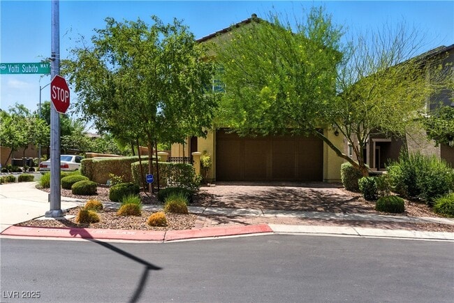 161 Volti Subito Way in Henderson, NV - Building Photo - Building Photo