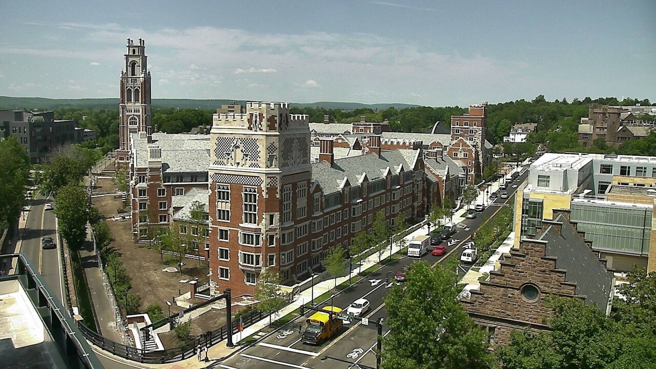 Pauli Murray and Benjamin Franklin College in New Haven, CT - Foto de edificio