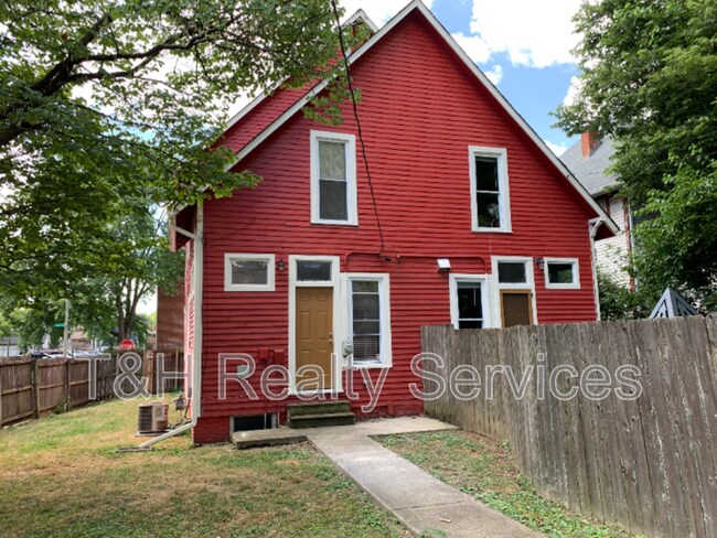 1820 E 12th St in Indianapolis, IN - Building Photo - Building Photo