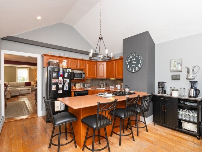 551 E 7th St in Boston, MA - Building Photo - Building Photo