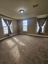 929 Bridge in Davenport, IA - Building Photo - Building Photo