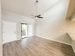 80 W Maryland Ave in Phoenix, AZ - Building Photo - Building Photo