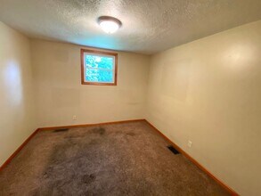 909 Meadow Ave in East Peoria, IL - Building Photo - Building Photo