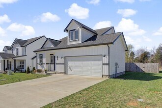 2138 Ireland Wy in Clarksville, TN - Building Photo - Building Photo