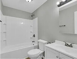 3001 Flessner Rd in Urbana, IL - Building Photo