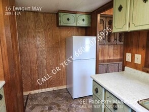 16 Dwight Way in Kirksville, MO - Building Photo - Building Photo