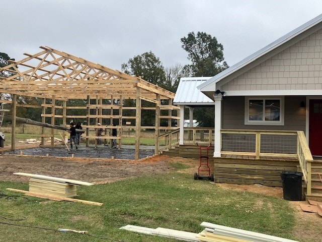 180 Ritchey Rd in Coldspring, TX - Building Photo - Building Photo
