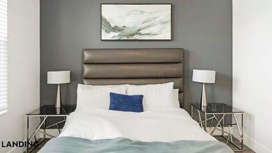 4950 W Prescott St, Unit 5210 in Tampa, FL - Foto de edificio - Building Photo