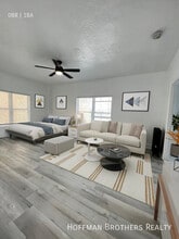 511 Serrano Ave in Los Angeles, CA - Foto de edificio - Building Photo