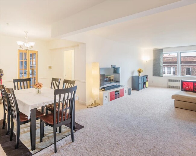 property at 72-10-72112 112th St
