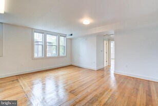 1575 Spring Pl NW in Washington, DC - Building Photo