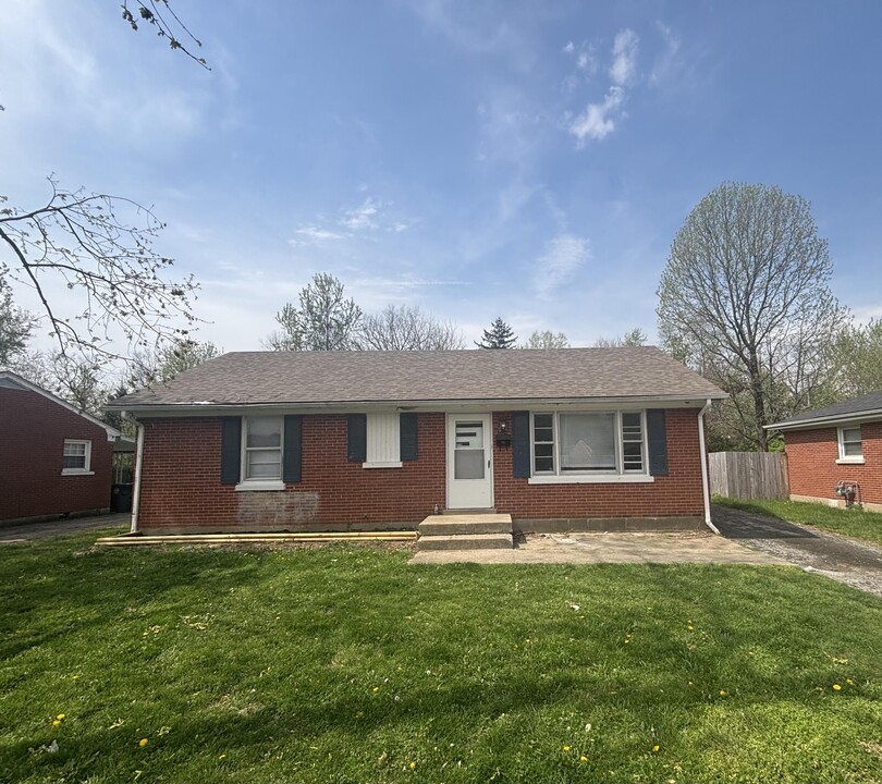 610 Parkside Dr in Lexington, KY - Foto de edificio