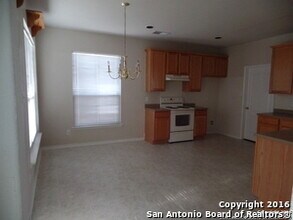 12719 Goldenrain Bay in San Antonio, TX - Building Photo - Building Photo