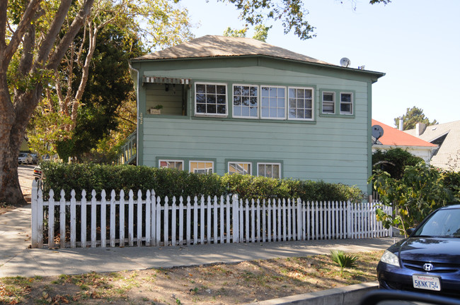 222 Tunnel Ave in Richmond, CA - Building Photo - Building Photo