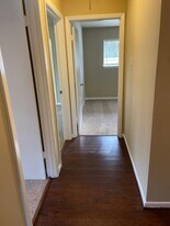 10306 Twin Hills Ct in Houston, TX - Building Photo