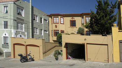 849 Erie St in Oakland, CA - Building Photo - Building Photo