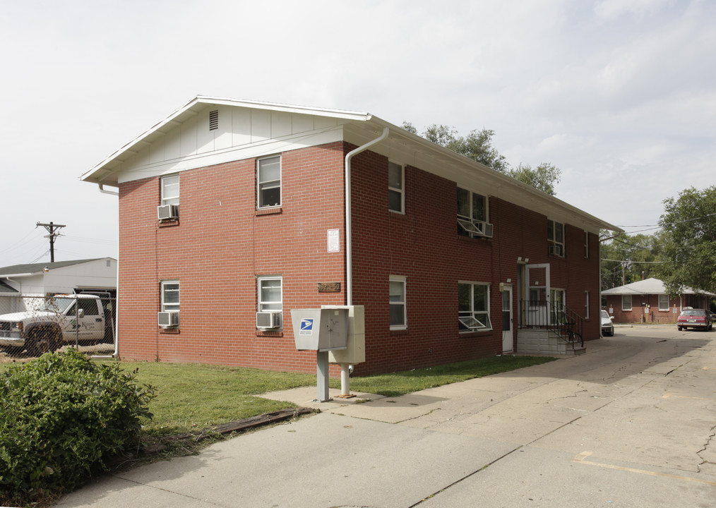 4820 Benton St in Lincoln, NE - Building Photo