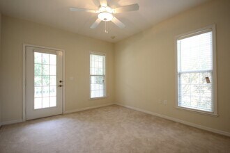 417 SW 129th Terrace in Newberry, FL - Building Photo - Building Photo