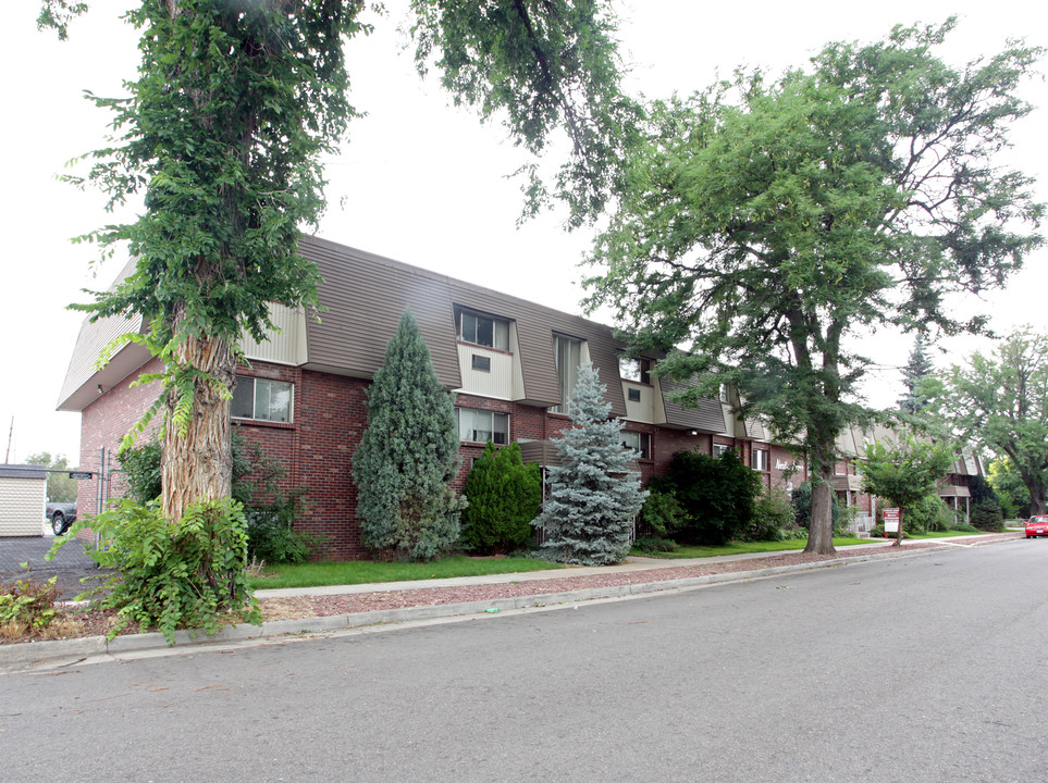 Nordic Arms Apartments in Aurora, CO - Building Photo