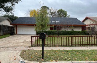 1602 Marblehead Dr in Lewisville, TX - Building Photo