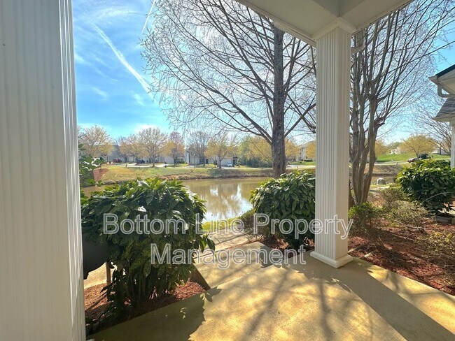 763 Plaza Walk Dr in Charlotte, NC - Building Photo - Building Photo