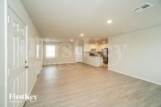 9806 Littleton Grist in San Antonio, TX - Building Photo - Building Photo