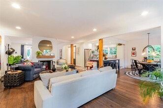4006 N Stratford Rd NE in Atlanta, GA - Building Photo - Building Photo